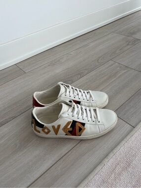 Gucci sneakers